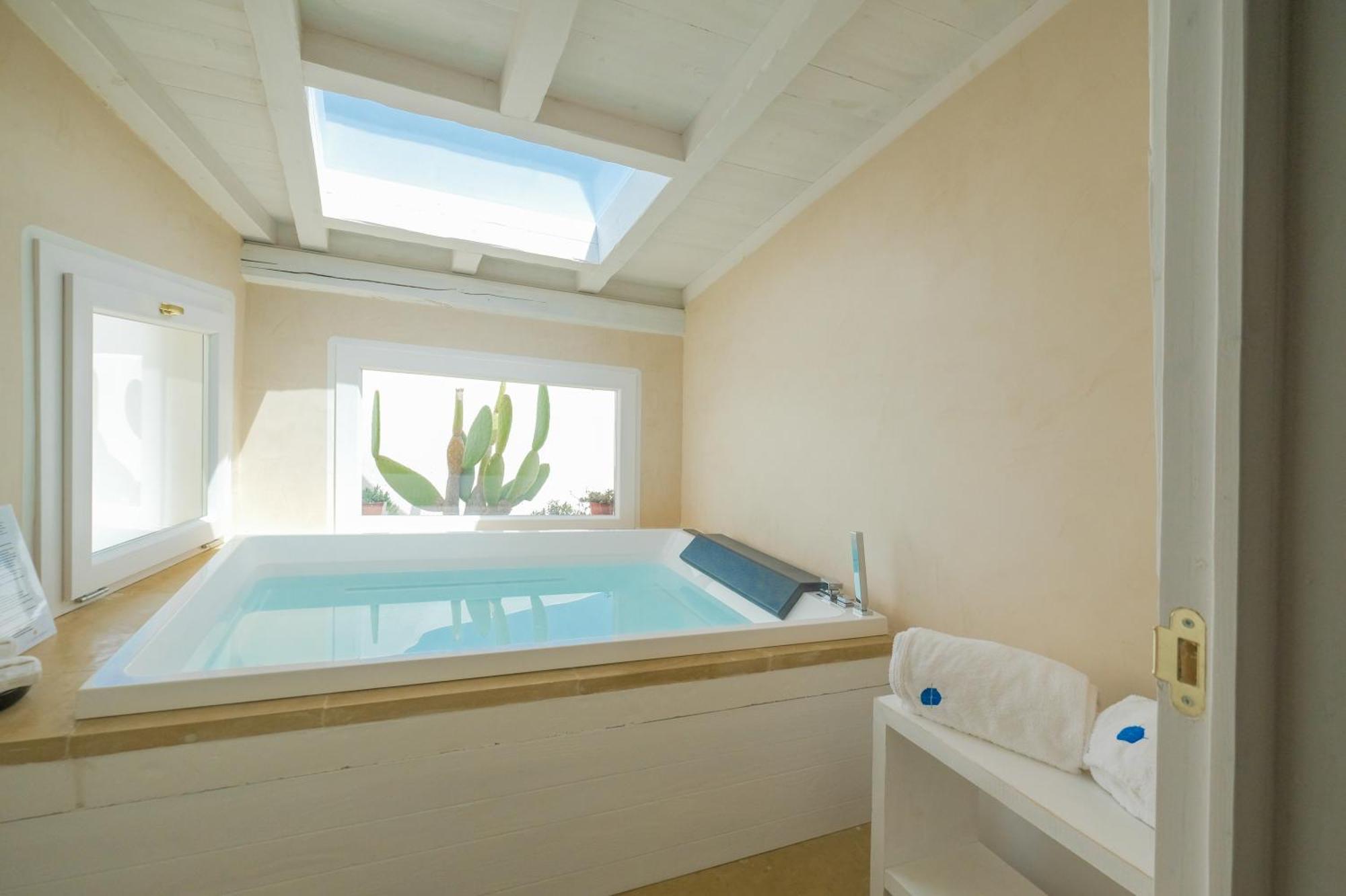 Pascaraymondo Suite Palace Gallipolli Exteriör bild