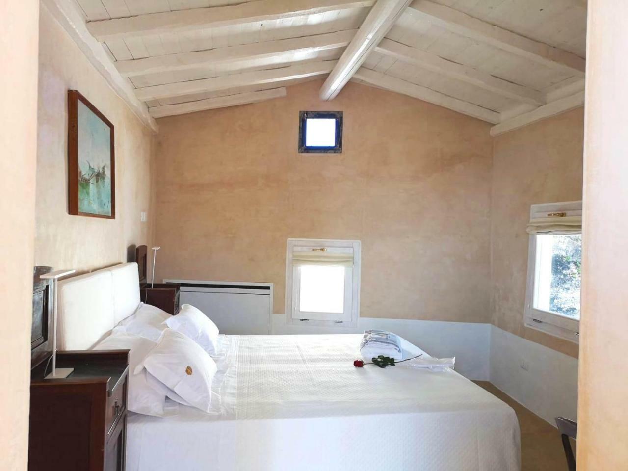 Pascaraymondo Suite Palace Gallipolli Exteriör bild